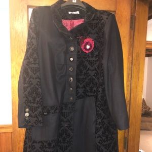 Joe Brown Women’s Black Asymmetrical Coat Size 28